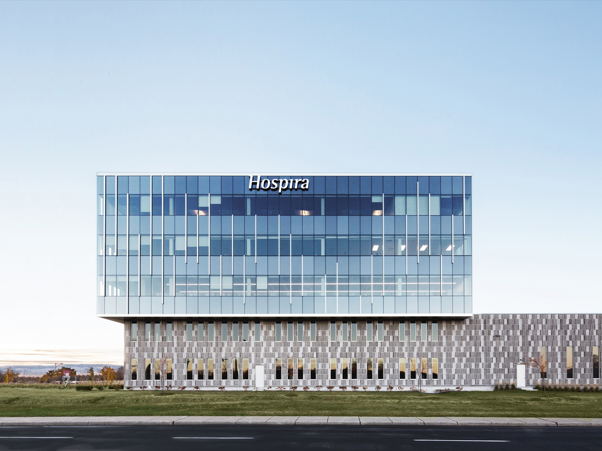 Broccolini Corporate Centre Saint-Laurent 2<br>2016